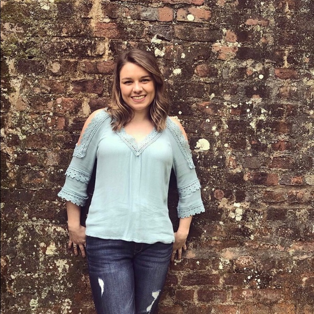 Meet your Posher, Kayla